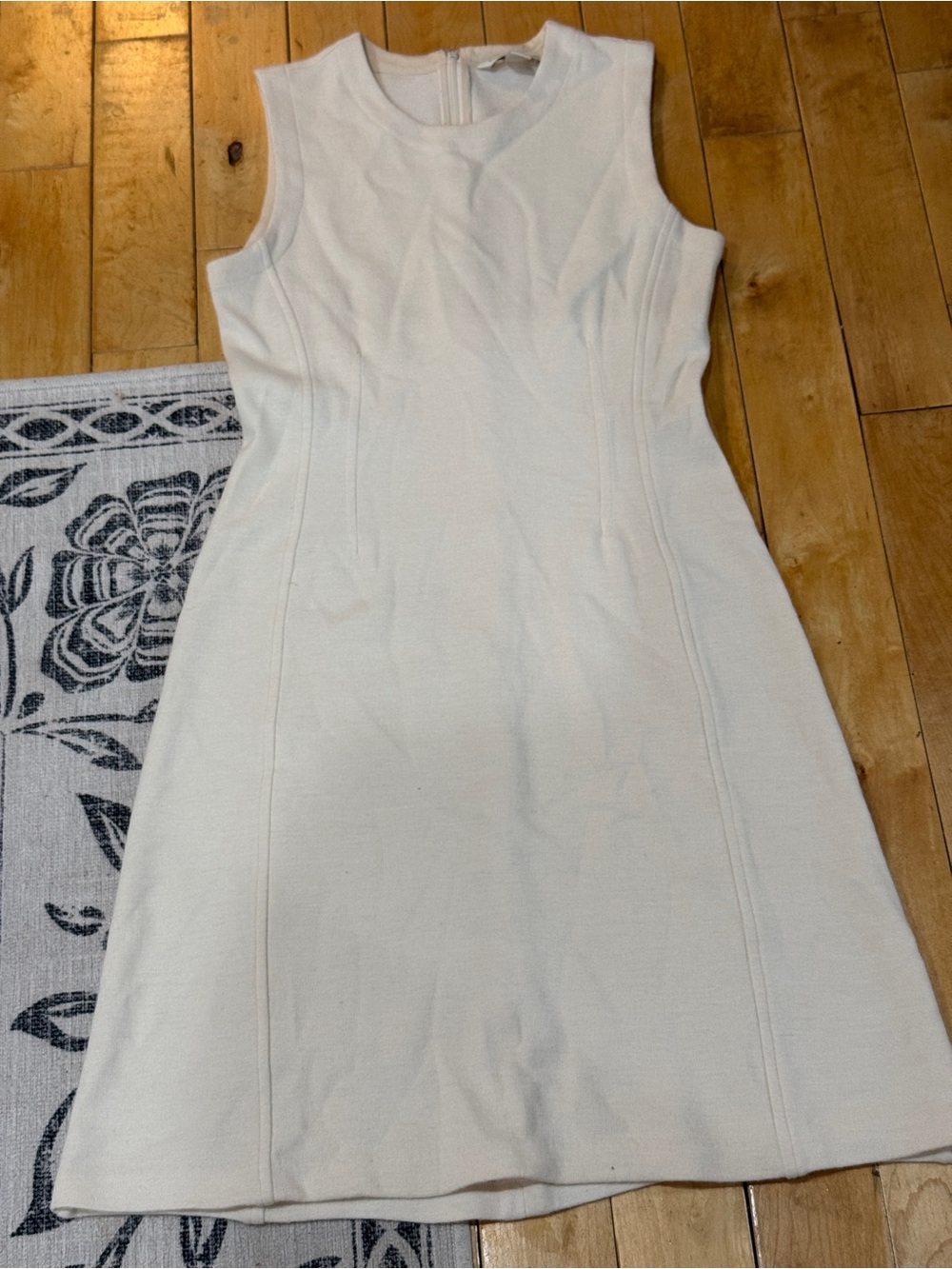 Banana Republic Wool Women's Sleeveless Cream Shift Dress A line